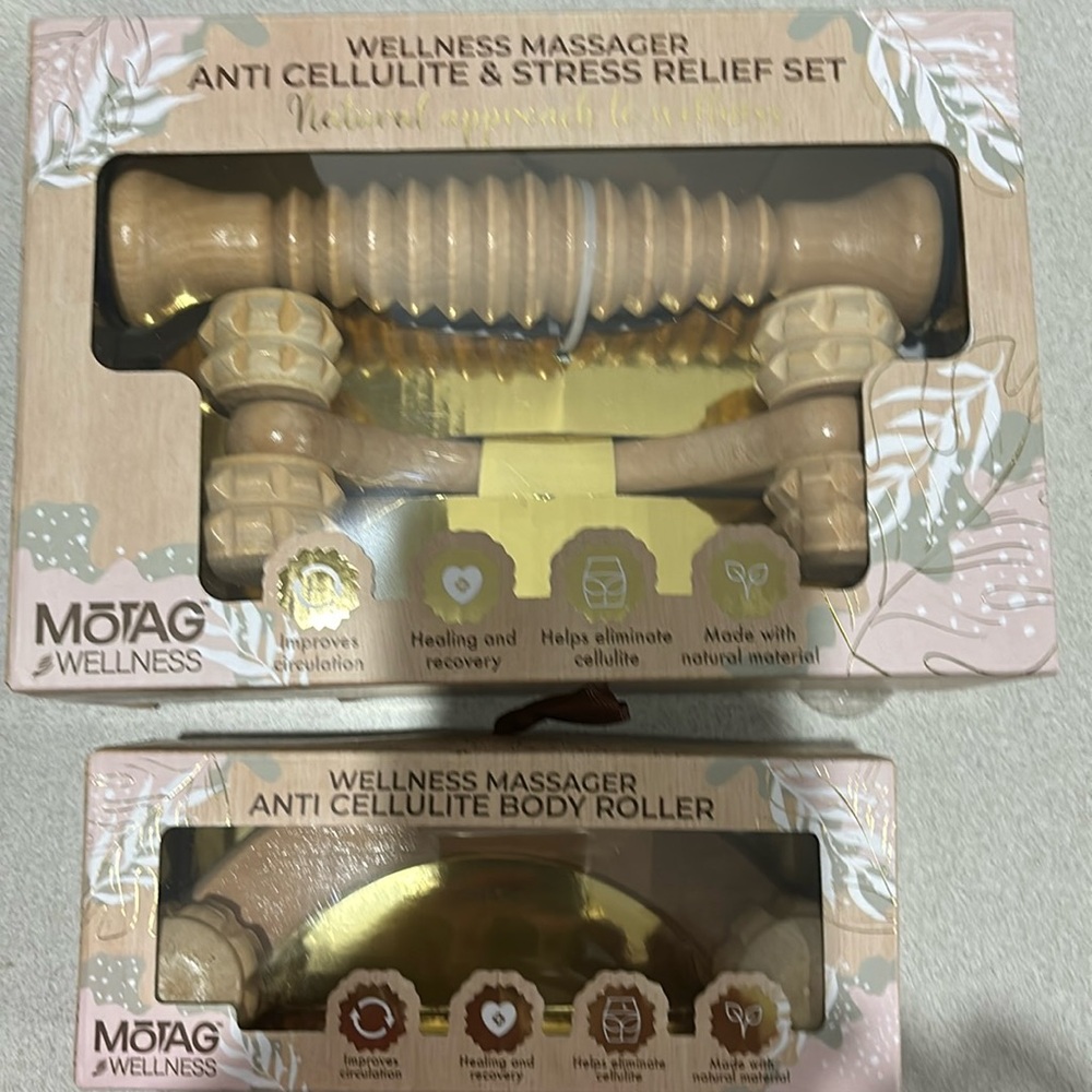 Wellness hand massager set new in box